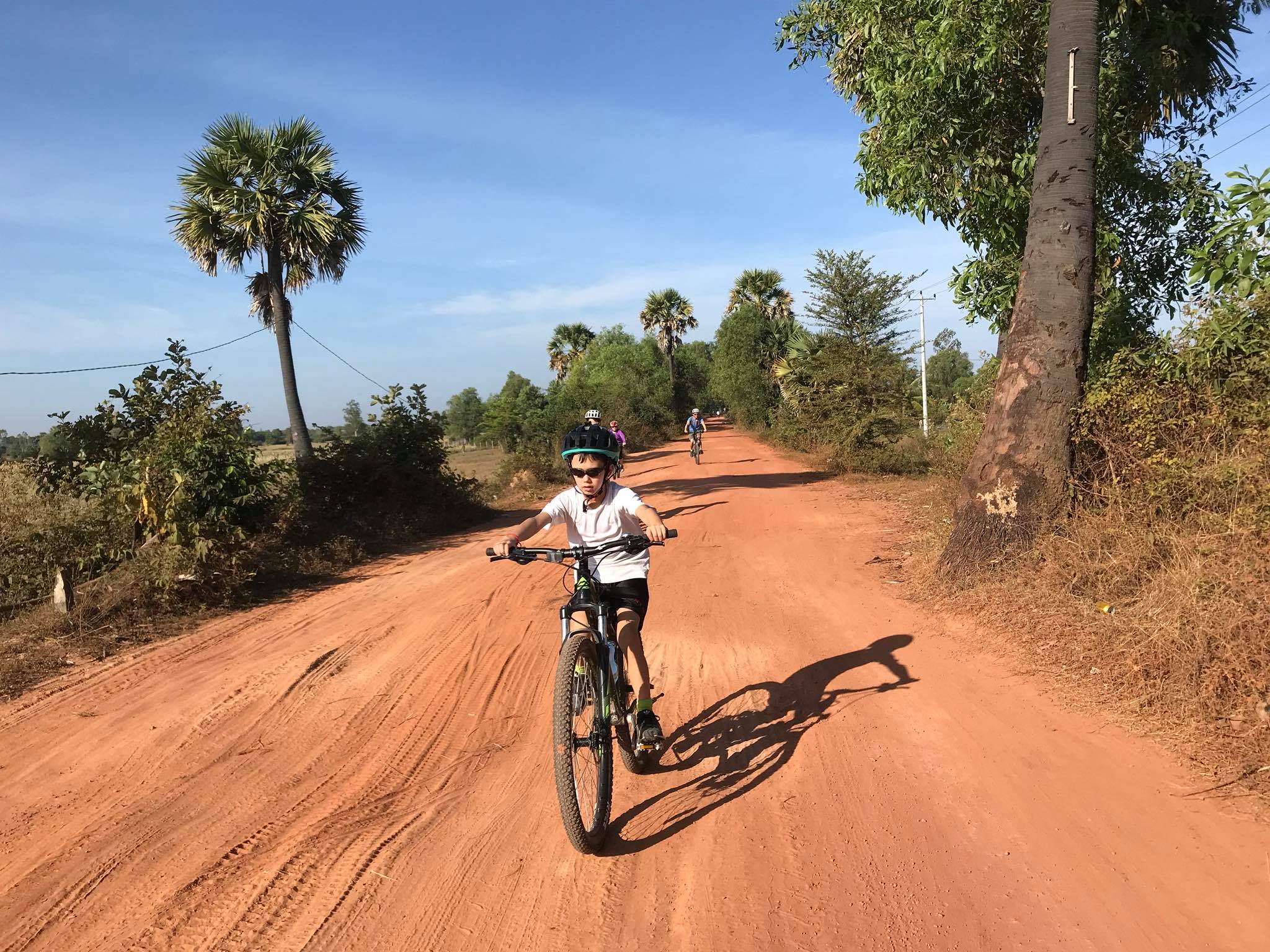 Explore Angkor Wat Biking Tour 1 Day
